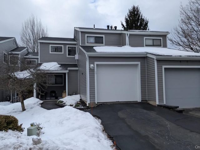  2 BR,  2.00 BTH &nbsp;House style home in Goshen