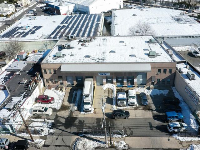 Studio,  0.00 BTH &nbsp;House style home in Lawrence