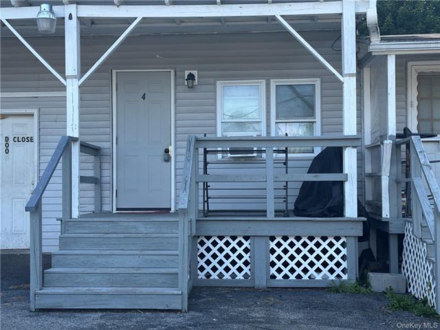 Studio,  1.00 BTH &nbsp;Other style home in Clintondale