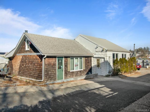 Studio,  0.00 BTH &nbsp;House style home in Patchogue