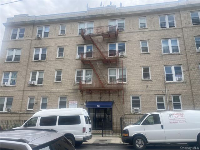 [Yonkers Real Estate, listing number 7258096]