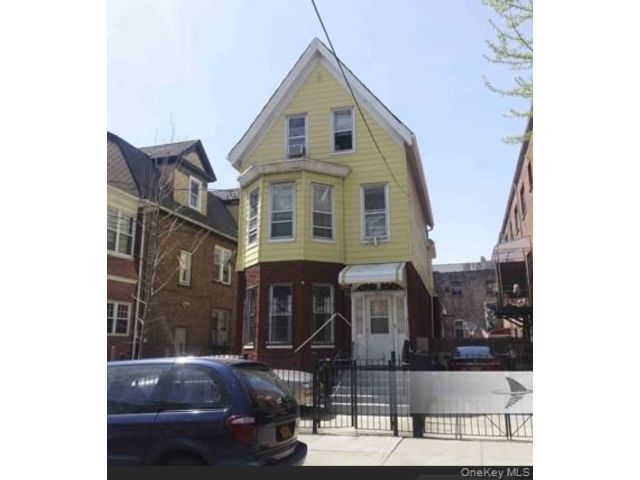 Studio,  0.00 BTH &nbsp;House style home in Elmhurst