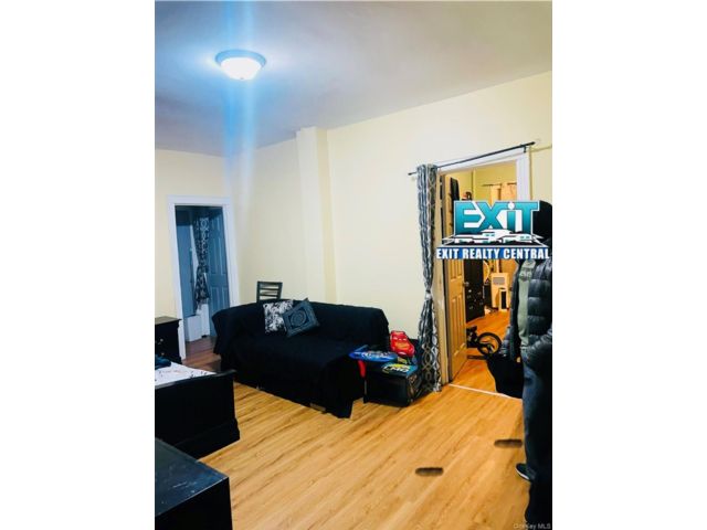 [Ozone Park Real Estate, listing number 7258491]