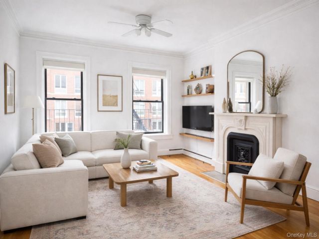  1 BR,  1.00 BTH &nbsp;House style home in Clinton Hill