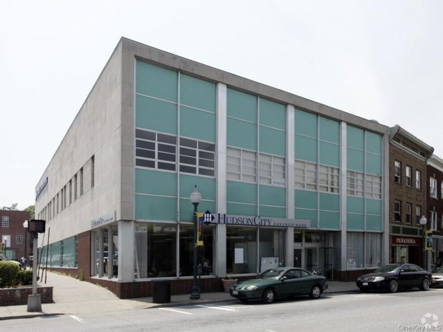 Studio,  0.00 BTH &nbsp;Commercial style home in Peekskill