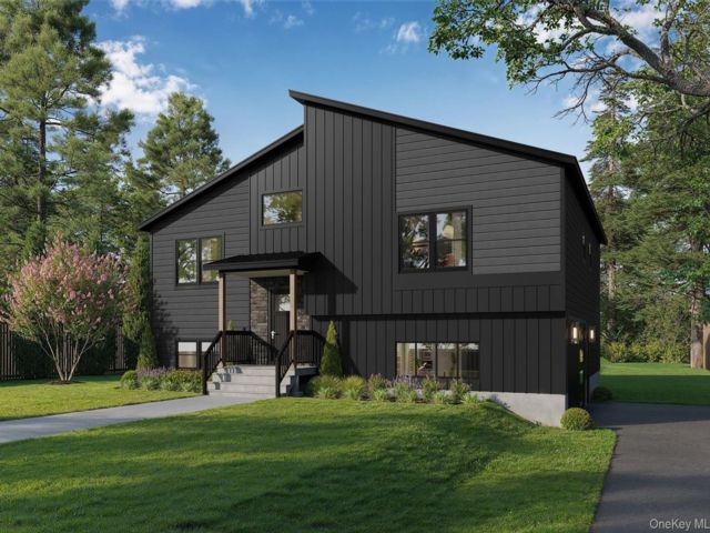 4 BR,  3.00 BTH &nbsp;Hi ranch style home in Otisville