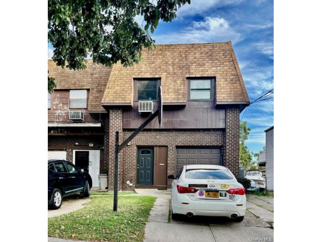  3 BR,  2.00 BTH &nbsp;Hi ranch style home in Rosedale