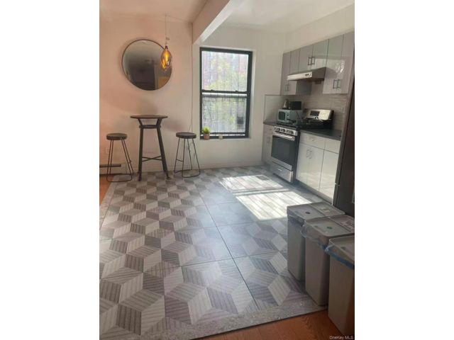 Studio,  0.00 BTH &nbsp;Commercial style home in Bedford Stuyvesant