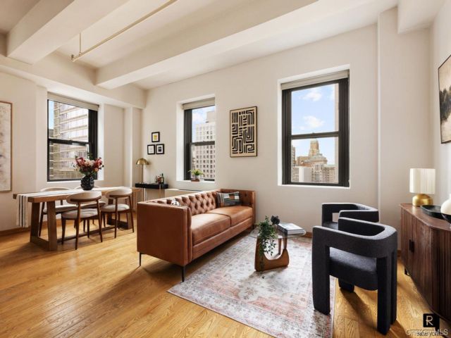  1 BR,  1.00 BTH &nbsp;Condo style home in Cobble Hill