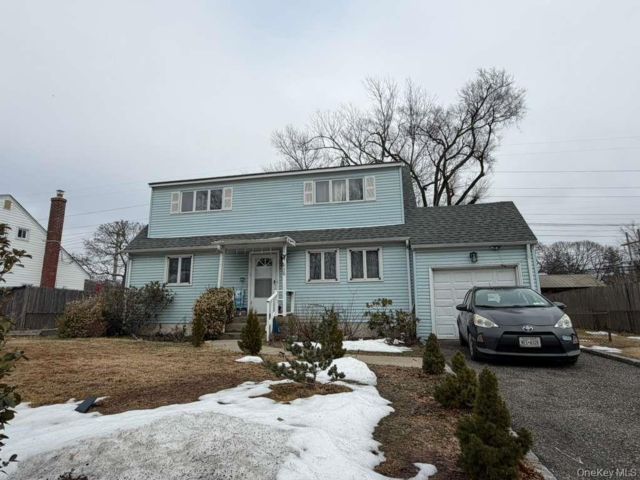 [Centereach Real Estate, listing number 7259727]