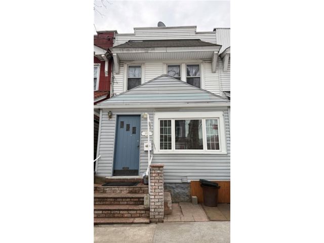 [Woodhaven Real Estate, listing number 7259966]