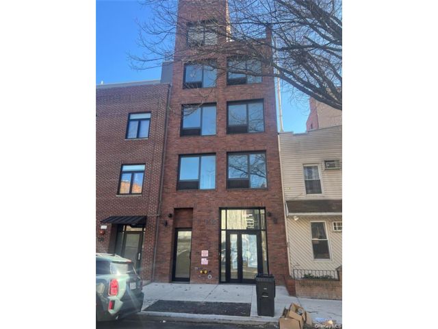  1 BR,  1.00 BTH &nbsp;Other style home in Williamsburg