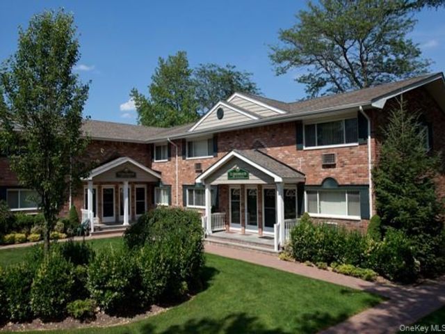  1 BR,  1.00 BTH &nbsp;Other style home in Bohemia