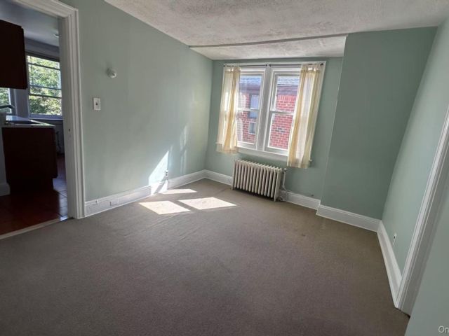  1 BR,  1.00 BTH &nbsp;Other style home in Bayside