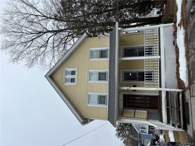  4 BR,  1.00 BTH &nbsp;Colonial style home in Port Jervis