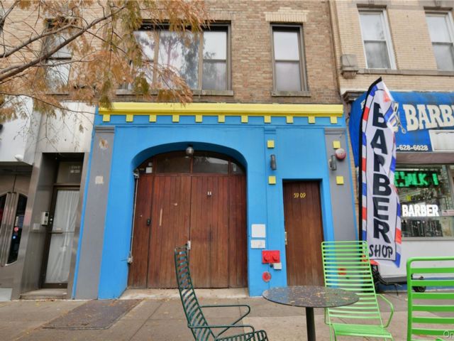 Studio,  0.00 BTH &nbsp;Other style home in Ridgewood