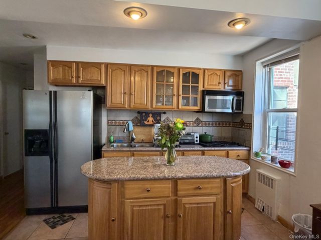  1 BR,  1.00 BTH &nbsp;Other style home in Briarwood