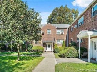 [Howard Beach Real Estate, listing number 7260612]