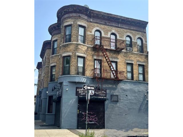 Studio,  0.00 BTH &nbsp;House style home in East New York