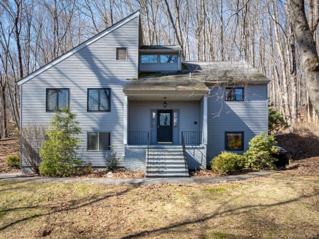 [Yorktown Heights Real Estate, listing number 7260991]