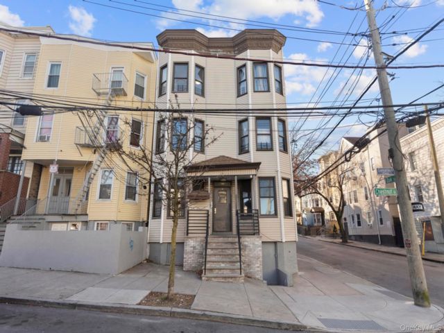 Studio,  0.00 BTH &nbsp;House style home in Yonkers