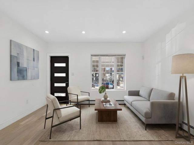  2 BR,  3.00 BTH &nbsp;Tudor style home in Jamaica