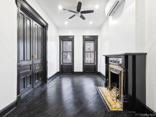  1 BR,  1.00 BTH &nbsp;House style home in Bedford Stuyvesant