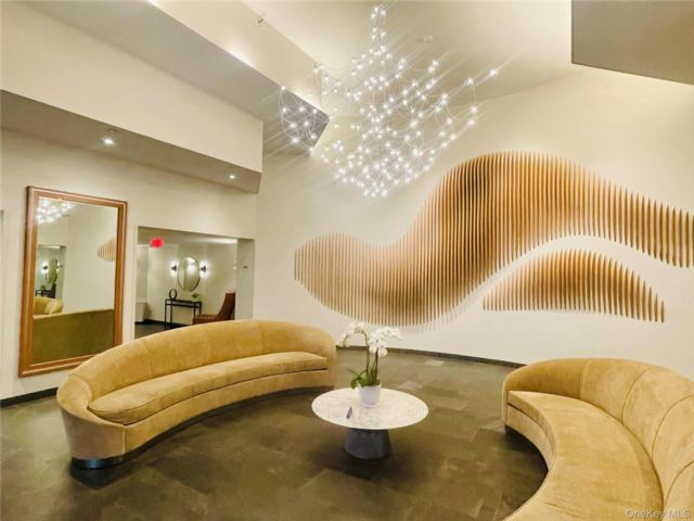 [White Plains Real Estate, listing number 7261517]