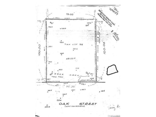 Lot <b>Size:</b>  &nbsp;House style home in Yonkers