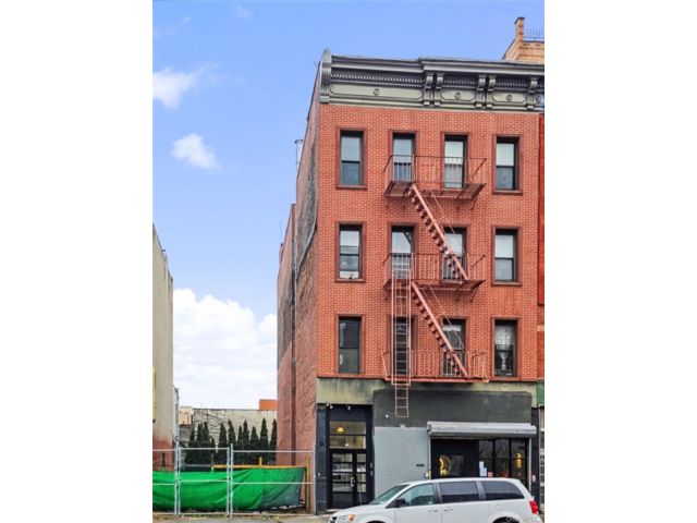 Studio,  0.00 BTH &nbsp;House style home in Greenpoint