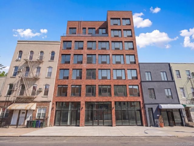  1 BR,  1.00 BTH &nbsp;Other style home in Williamsburg