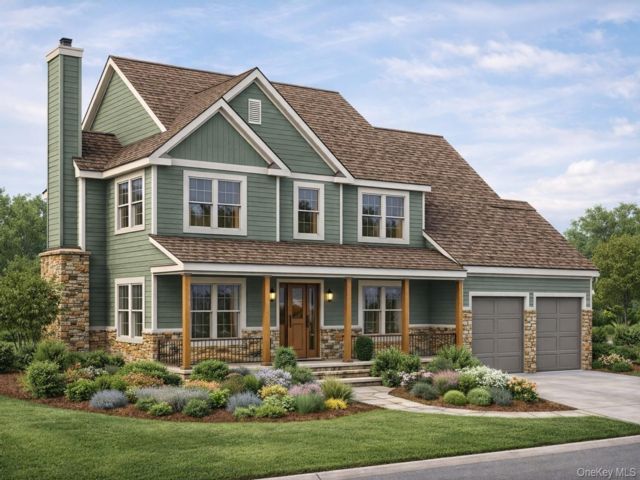  4 BR,  4.00 BTH &nbsp;Colonial style home in Rocky Point