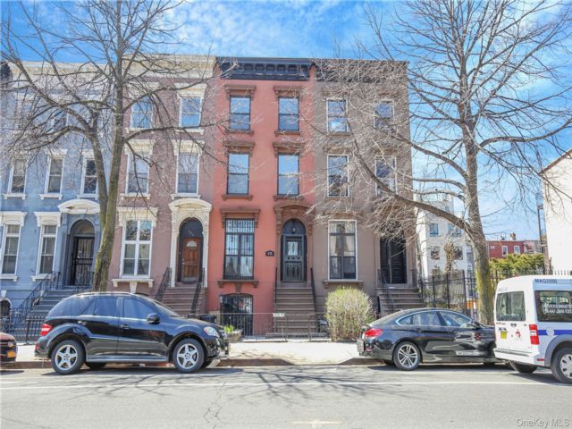 Studio,  4.00 BTH &nbsp;House style home in Clinton Hill