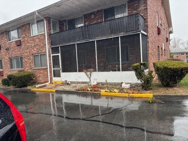  2 BR,  1.00 BTH &nbsp;Garden style home in Vails Gate