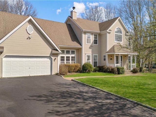 [East Setauket Real Estate, listing number 7263016]