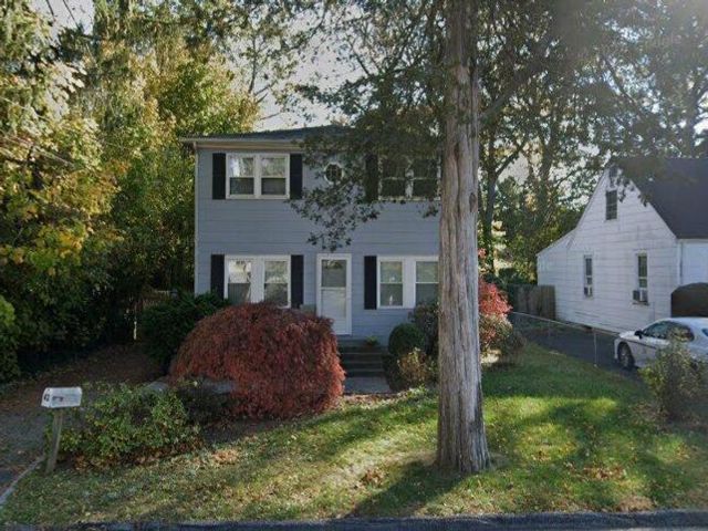 [Huntington Station Real Estate, listing number 7263107]