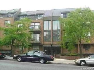  3 BR,  2.00 BTH &nbsp;Other style home in Flushing