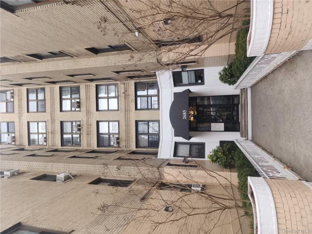 Studio,  1.00 BTH &nbsp;Other style home in Jerome Avenue