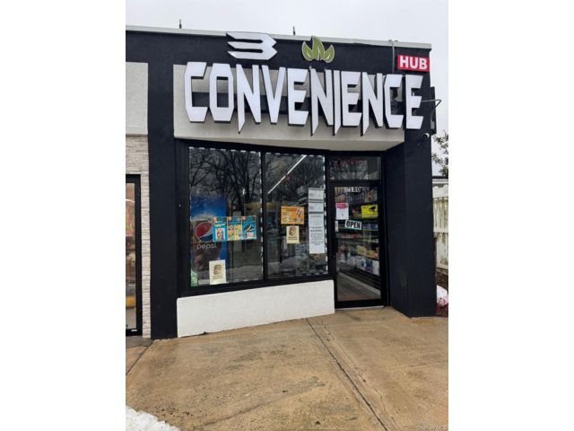 Studio,  0.00 BTH &nbsp;House style home in Farmingdale