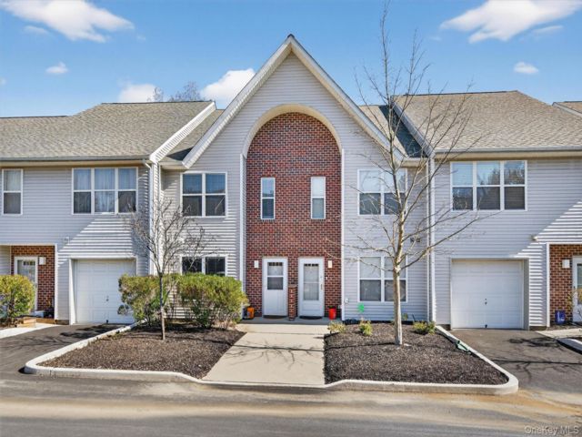  2 BR,  3.00 BTH &nbsp;Condo style home in Middletown