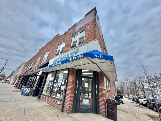 Studio,  0.00 BTH &nbsp;Commercial style home in Glendale