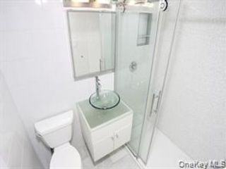 [PHOTO]