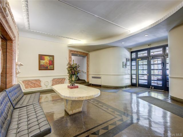 Studio,  1.00 BTH &nbsp;Other style home in Rego Park