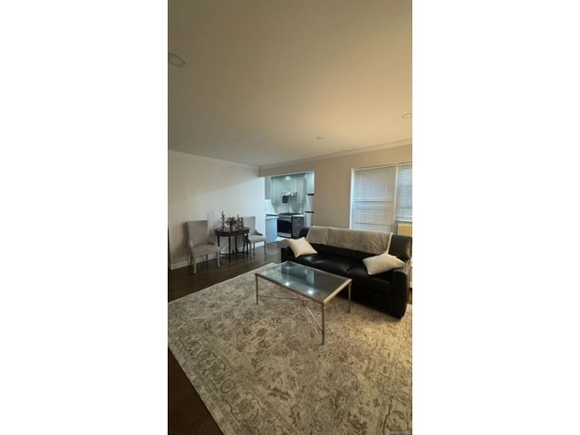  1 BR,  1.00 BTH &nbsp;Colonial style home in Pelham