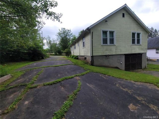  2 BR,  2.00 BTH &nbsp;Cottage style home in Loch Sheldrake