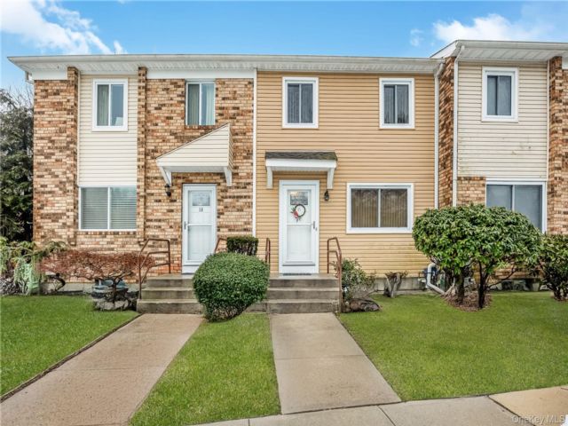 [Massapequa Park Real Estate, listing number 7265159]