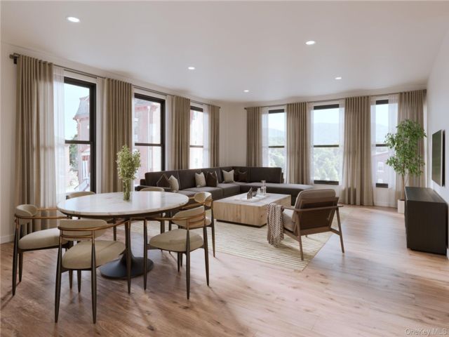  2 BR,  2.00 BTH &nbsp;Other style home in Beacon