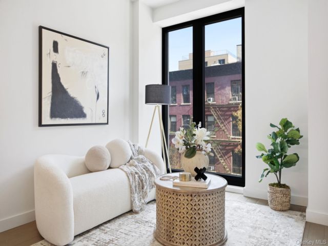  1 BR,  1.00 BTH &nbsp;Other style home in New York (manhattan)