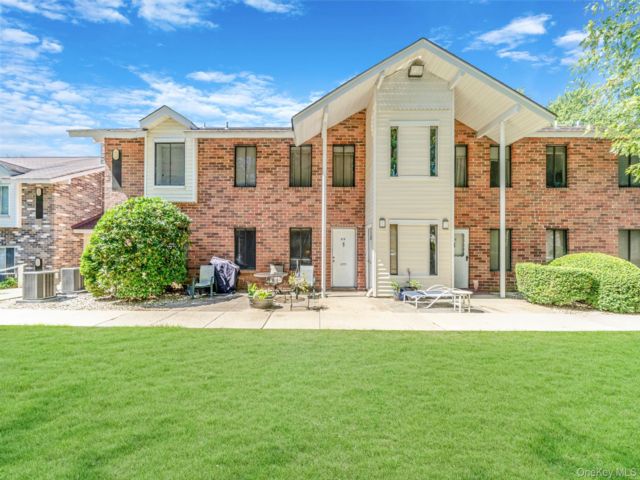[Coram Real Estate, listing number 7265818]