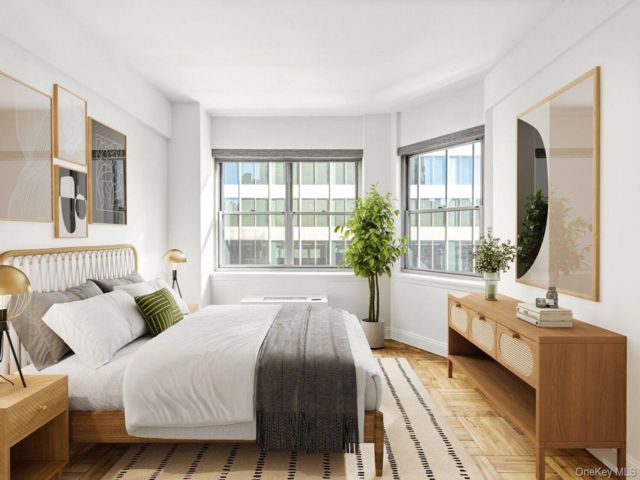  2 BR,  1.00 BTH &nbsp;House style home in New York (manhattan)